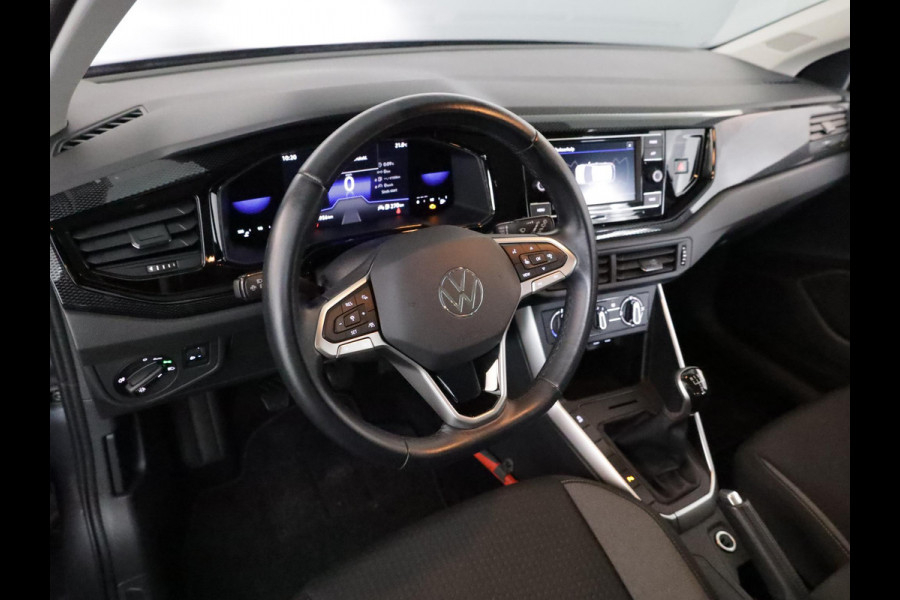 Volkswagen Polo 1.0 TSI Go 95 pk | Navigatie via App | Parkeersensoren | Adaptieve cruise control | LED koplampen | Apple Carplay/Android Auto |