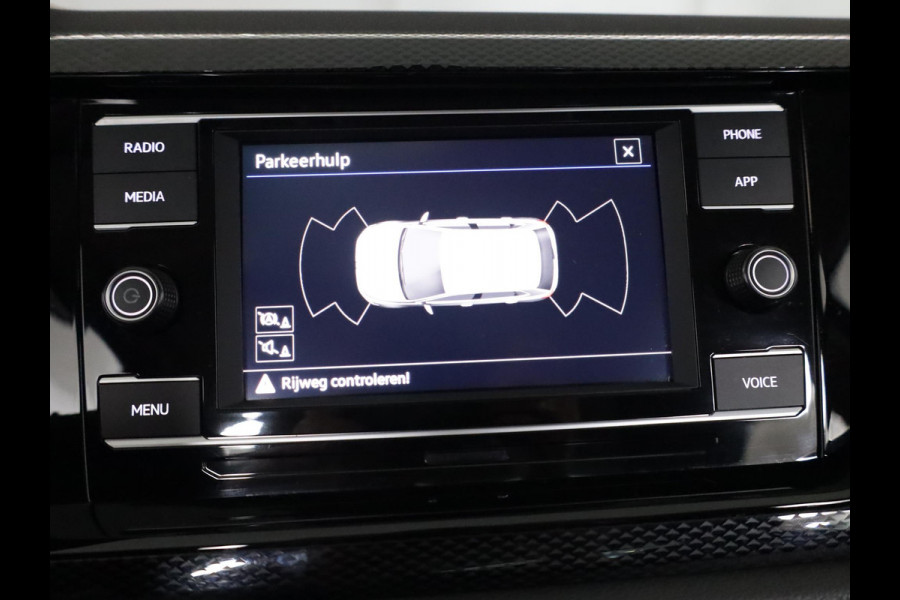 Volkswagen Polo 1.0 TSI Go 95 pk | Navigatie via App | Parkeersensoren | Adaptieve cruise control | LED koplampen | Apple Carplay/Android Auto |