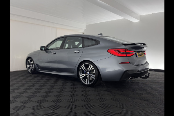 BMW 6 Serie Gran Turismo 640i xDrive M-Sportpack High Executive Aut. *PANO | LEATHER | BOWERS&WILKINS | BLINDSPOT | MEMORY-PACK | NIGHTVISION | TOPVIEW | DIGI-COCKPIT | HEATED-COMFORTSEATS | HEAD-UP | ADAPTIVE-CRUISE | KEYLESS | TOWBAR | SOFTCLOSE | 20''A