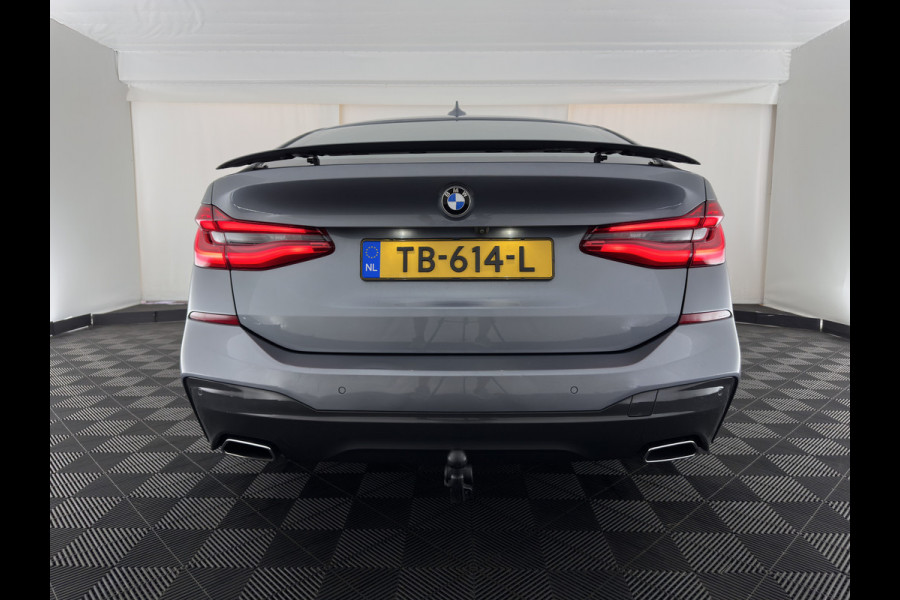 BMW 6 Serie Gran Turismo 640i xDrive M-Sportpack High Executive Aut. *PANO | LEATHER | BOWERS&WILKINS | BLINDSPOT | MEMORY-PACK | NIGHTVISION | TOPVIEW | DIGI-COCKPIT | HEATED-COMFORTSEATS | HEAD-UP | ADAPTIVE-CRUISE | KEYLESS | TOWBAR | SOFTCLOSE | 20''A