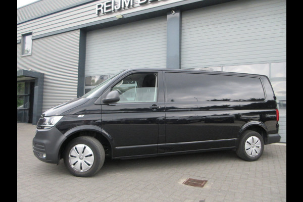 Volkswagen Transporter 2.0 TDI L2, Met Airco, Navigatie, Apple CarPlay, PDC, Trekhaak.