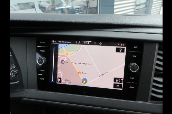 Volkswagen Transporter 2.0 TDI L2, Met Airco, Navigatie, Apple CarPlay, PDC, Trekhaak.