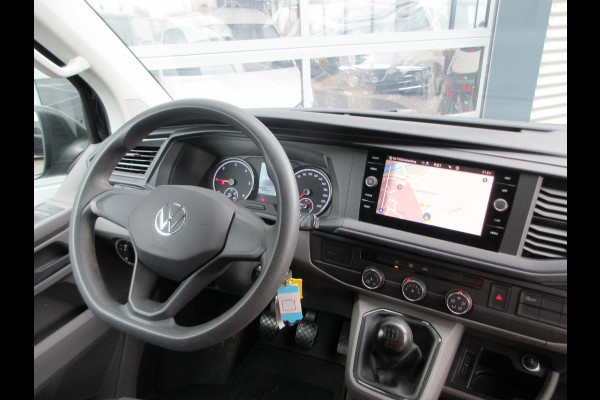 Volkswagen Transporter 2.0 TDI L2, Met Airco, Navigatie, Apple CarPlay, PDC, Trekhaak.