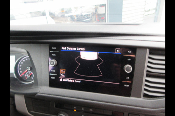 Volkswagen Transporter 2.0 TDI L2, Met Airco, Navigatie, Apple CarPlay, PDC, Trekhaak.