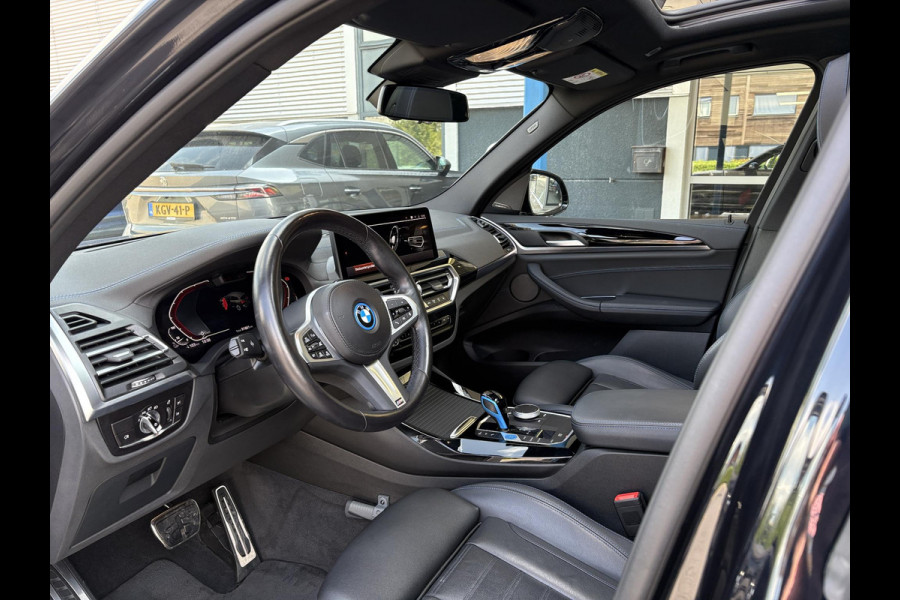 BMW iX3 High Executive 80 kWh | VOL! | 98,9% SOH | Panoramadak | Harmon Kardon | 360 Camera | Leder |