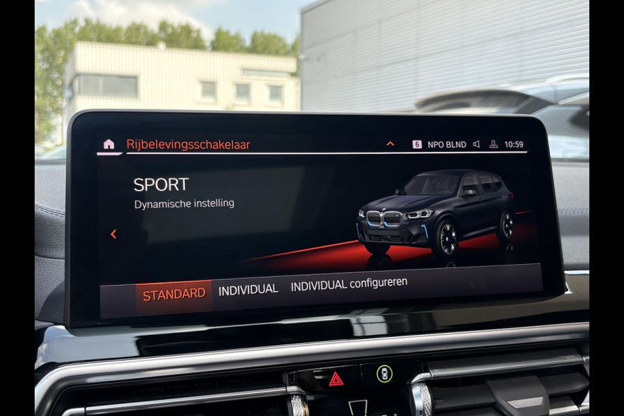 BMW iX3 High Executive 80 kWh | VOL! | 98,9% SOH | Panoramadak | Harmon Kardon | 360 Camera | Leder |