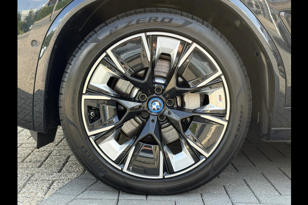 BMW iX3 High Executive 80 kWh | VOL! | 98,9% SOH | Panoramadak | Harmon Kardon | 360 Camera | Leder |