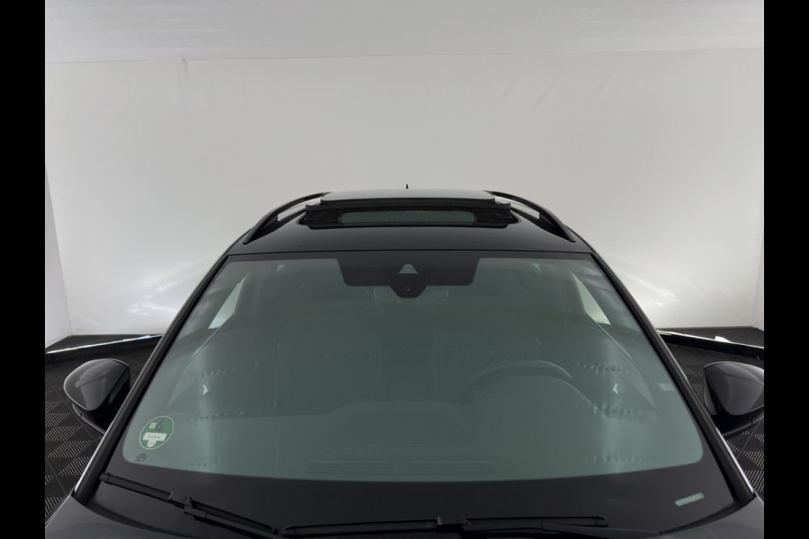Škoda Karoq 1.5 TSI ACT Sportline Business (INCL-BTW) Aut. *PANO | DIGI-COCKPIT | FULL-LED | ADAPTIVE-CRUISE | HEATED-SPORTSEATS | TOPVIEW |  AMBIENTLIGHT | NAVI-FULLMAP | KEYLESS | DAB+ | TOWBAR | PRIVACYGLASS | 18''ALU*