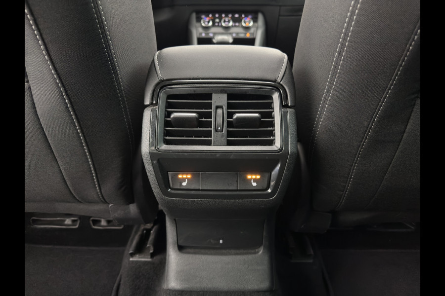 Škoda Karoq 1.5 TSI ACT Sportline Business (INCL-BTW) Aut. *PANO | DIGI-COCKPIT | FULL-LED | ADAPTIVE-CRUISE | HEATED-SPORTSEATS | TOPVIEW |  AMBIENTLIGHT | NAVI-FULLMAP | KEYLESS | DAB+ | TOWBAR | PRIVACYGLASS | 18''ALU*