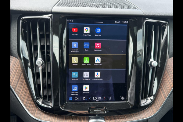 Volvo XC60 2.0 T6 Plug-in hybrid AWD R-Design LUCHTVERING | 360 CAMERA | MEMORY | PANORAMADAK | HARMAN KARDON | MEGA VOL! | DEALER ONDERHOUDEN