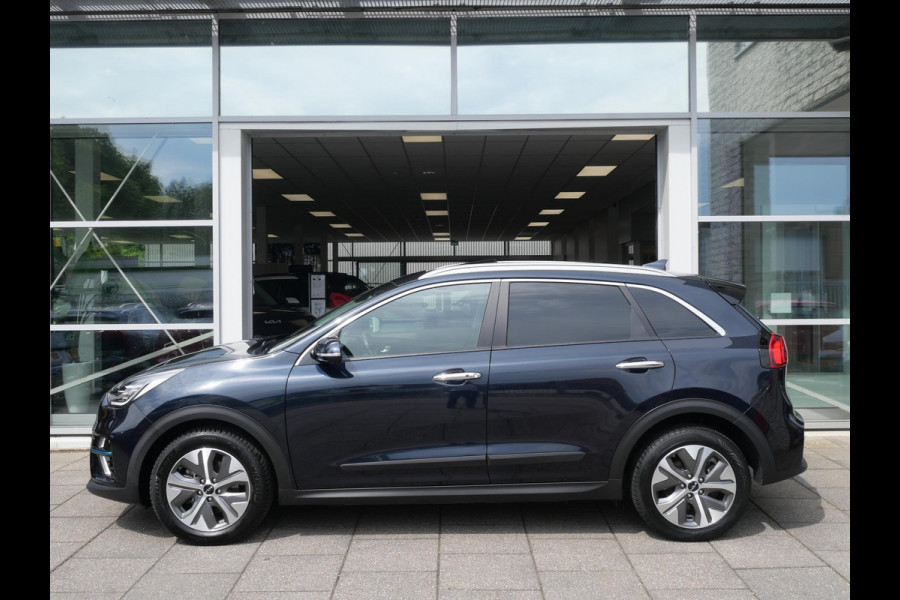 Kia e-Niro DynamicPlusLine 64 kWh | Cruise | Clima | Carplay | Keyless | Schuif-kanteldak | Stoel-stuurverwarming | Navi |