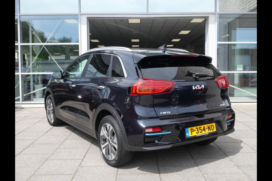 Kia e-Niro DynamicPlusLine 64 kWh | Cruise | Clima | Carplay | Keyless | Schuif-kanteldak | Stoel-stuurverwarming | Navi |