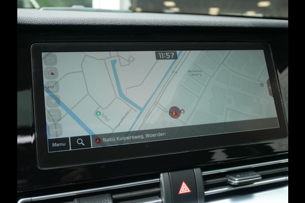 Kia e-Niro DynamicPlusLine 64 kWh | Cruise | Clima | Carplay | Keyless | Schuif-kanteldak | Stoel-stuurverwarming | Navi |