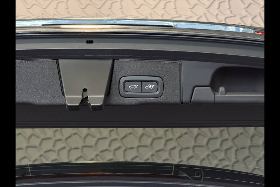 Volvo XC60 2.0 T6 Plug-in hybrid AWD Plus Bright