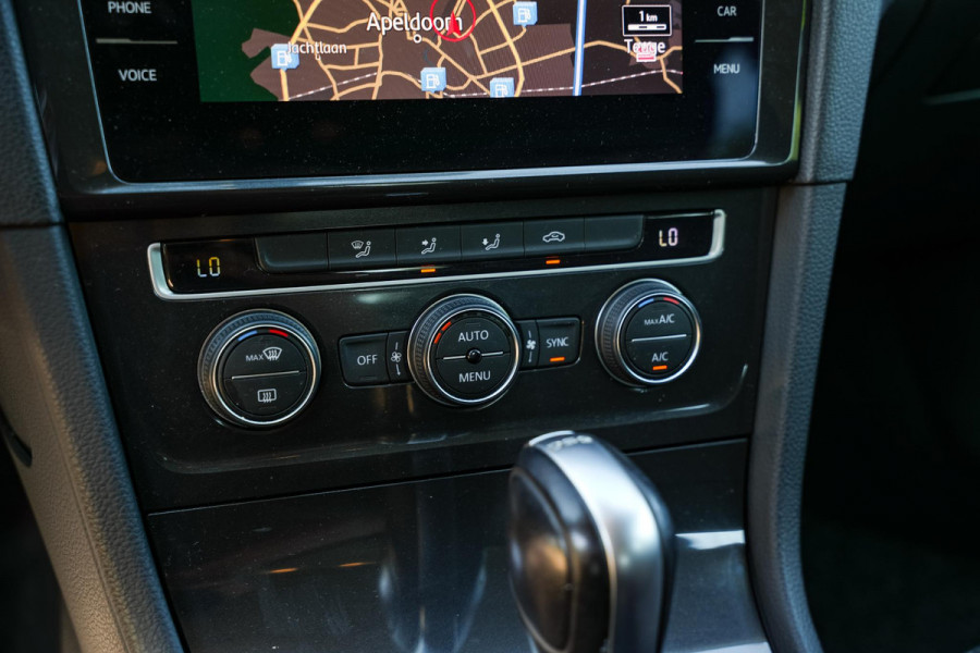 Volkswagen Golf 1.0 TSI Comfortline Adaptive Cruise DAB+ PDC Navigatie Climate Control AUTOMAAT!