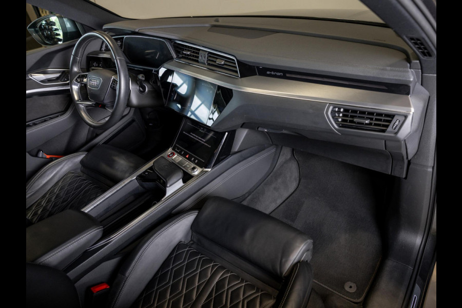 Audi e-tron S quattro 95 kWh SOH 89% / 503pk / NAP / Panorama dak / Rondomzicht camera / Kuipstoelen /