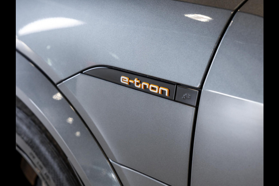 Audi e-tron S quattro 95 kWh SOH 89% / 503pk / NAP / Panorama dak / Rondomzicht camera / Kuipstoelen /