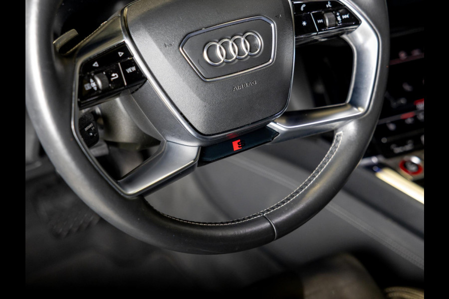 Audi e-tron S quattro 95 kWh SOH 89% / 503pk / NAP / Panorama dak / Rondomzicht camera / Kuipstoelen /
