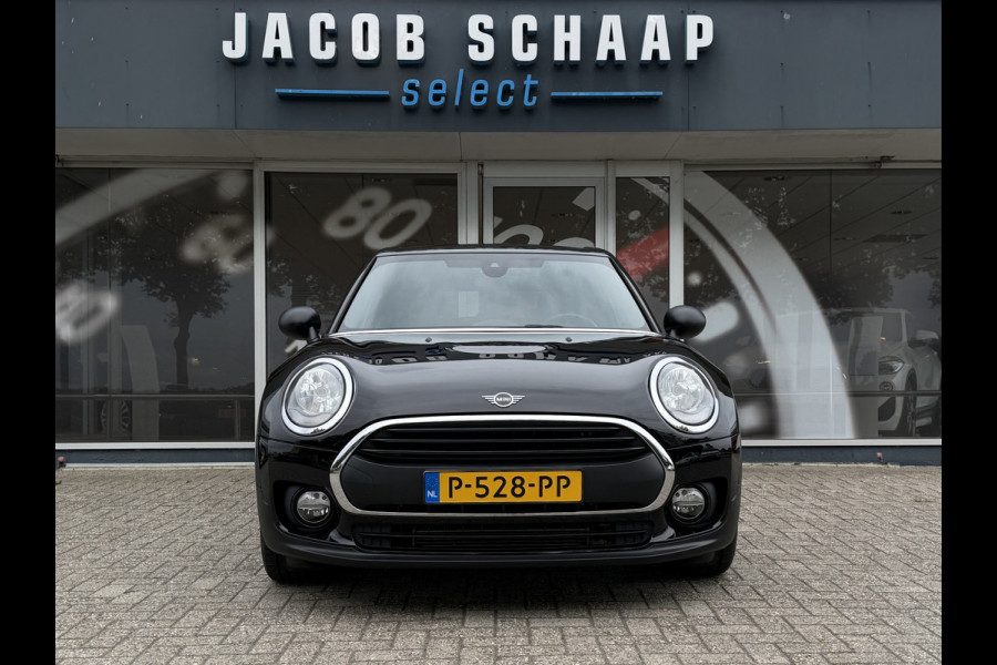 MINI Clubman 1.5 One / Automaat / Stoelverwarming / 17'' LM / Sensoren achter /