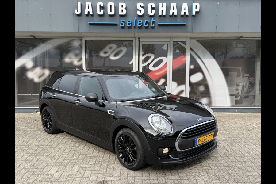 MINI Clubman 1.5 One / Automaat / Stoelverwarming / 17'' LM / Sensoren achter /