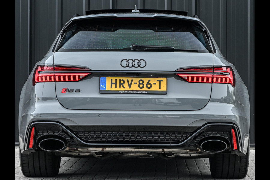 Audi A6 Avant RS 6 TFSI quattro | Panoramadak | Achterasbesturing | 360 Camera | HUD | B&O | Carbon Inleg | Sportdifferentieel | Stoelverwarming + Ventilatie | Luchtvering | Soft Close | Stuurverwarming |