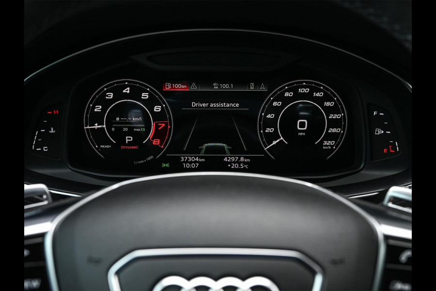 Audi A6 Avant RS 6 TFSI quattro | Panoramadak | Achterasbesturing | 360 Camera | HUD | B&O | Carbon Inleg | Sportdifferentieel | Stoelverwarming + Ventilatie | Luchtvering | Soft Close | Stuurverwarming |