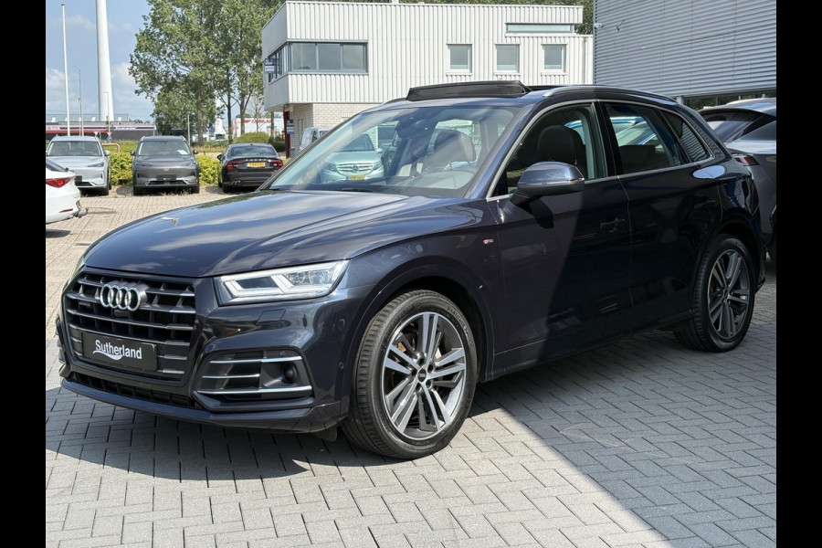 Audi Q5 55 TFSI e quattro S line 367pk  | VOL! | Panoramadak | Trekhaak wegklapbaar | Matrix LED | 360 graden camera | Geheugenstoel | Luchtvering | Head up Display | Stoelverwarming | Virtual cockpit | Adaptive cruise control | Massagestoel