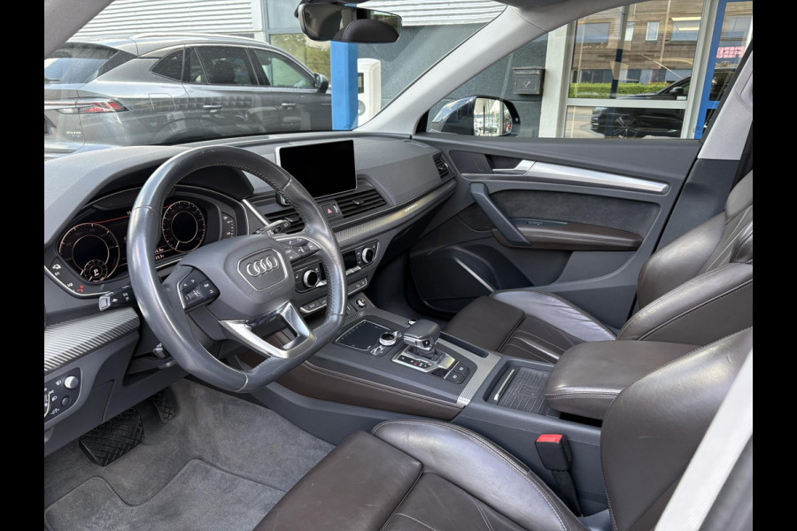 Audi Q5 55 TFSI e quattro S line 367pk  | VOL! | Panoramadak | Trekhaak wegklapbaar | Matrix LED | 360 graden camera | Geheugenstoel | Luchtvering | Head up Display | Stoelverwarming | Virtual cockpit | Adaptive cruise control | Massagestoel