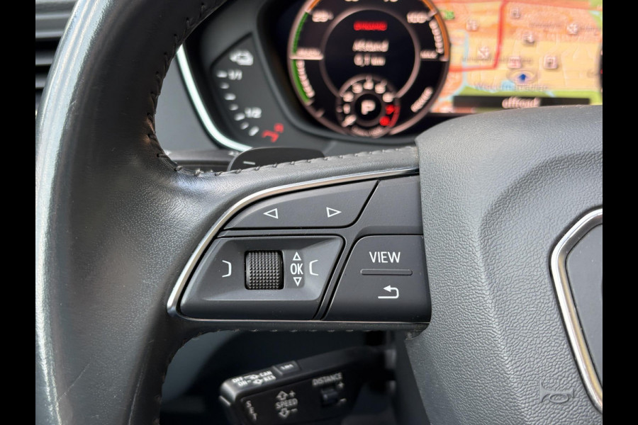 Audi Q5 55 TFSI e quattro S line 367pk  | VOL! | Panoramadak | Trekhaak wegklapbaar | Matrix LED | 360 graden camera | Geheugenstoel | Luchtvering | Head up Display | Stoelverwarming | Virtual cockpit | Adaptive cruise control | Massagestoel