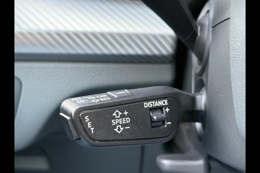 Audi Q5 55 TFSI e quattro S line 367pk  | VOL! | Panoramadak | Trekhaak wegklapbaar | Matrix LED | 360 graden camera | Geheugenstoel | Luchtvering | Head up Display | Stoelverwarming | Virtual cockpit | Adaptive cruise control | Massagestoel
