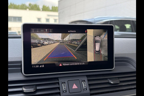 Audi Q5 55 TFSI e quattro S line 367pk  | VOL! | Panoramadak | Trekhaak wegklapbaar | Matrix LED | 360 graden camera | Geheugenstoel | Luchtvering | Head up Display | Stoelverwarming | Virtual cockpit | Adaptive cruise control | Massagestoel