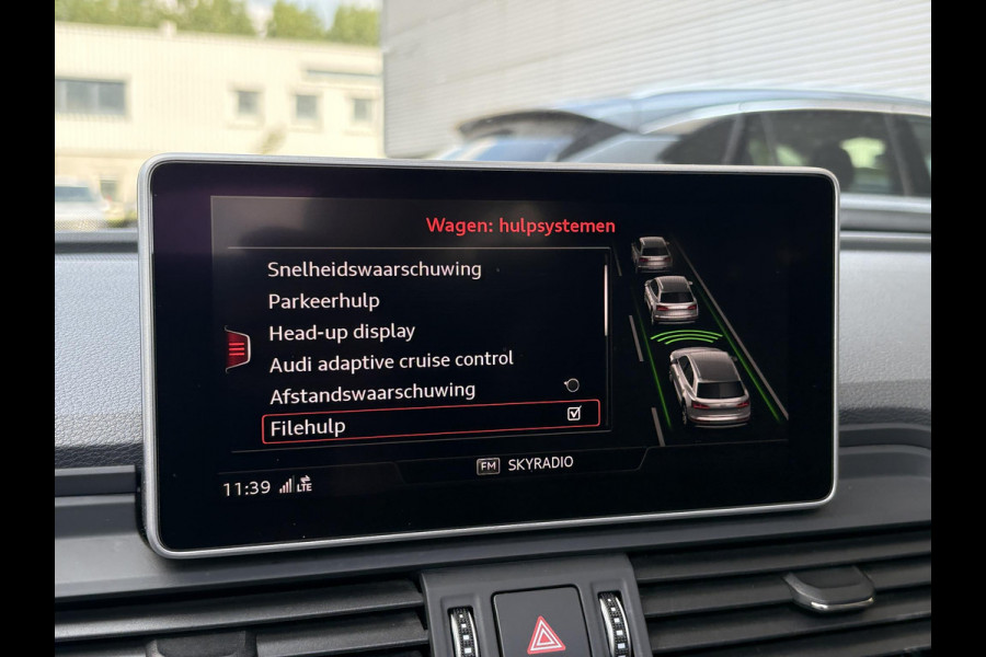 Audi Q5 55 TFSI e quattro S line 367pk  | VOL! | Panoramadak | Trekhaak wegklapbaar | Matrix LED | 360 graden camera | Geheugenstoel | Luchtvering | Head up Display | Stoelverwarming | Virtual cockpit | Adaptive cruise control | Massagestoel