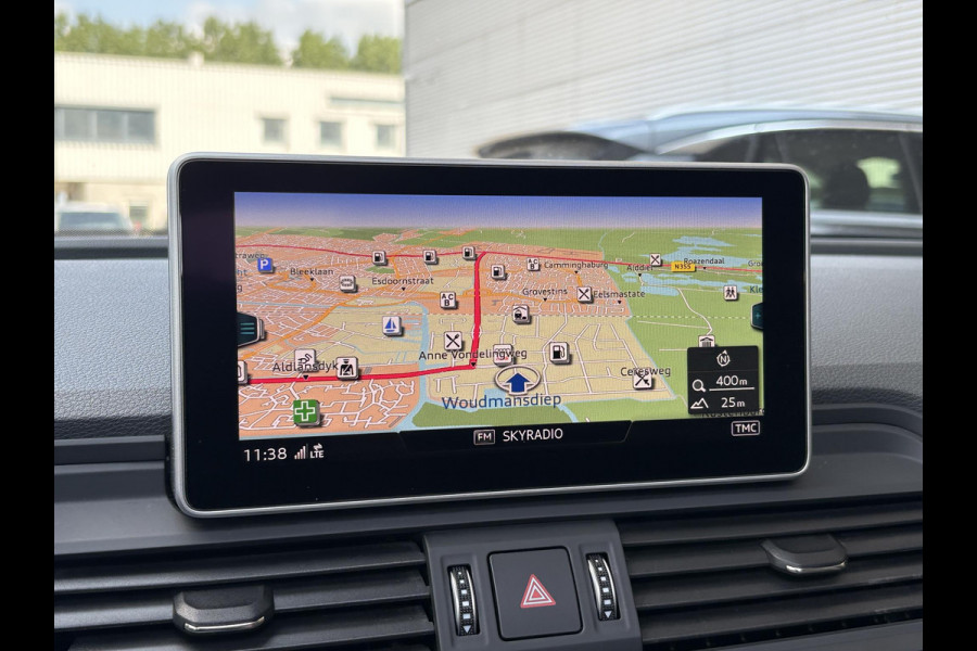 Audi Q5 55 TFSI e quattro S line 367pk  | VOL! | Panoramadak | Trekhaak wegklapbaar | Matrix LED | 360 graden camera | Geheugenstoel | Luchtvering | Head up Display | Stoelverwarming | Virtual cockpit | Adaptive cruise control | Massagestoel