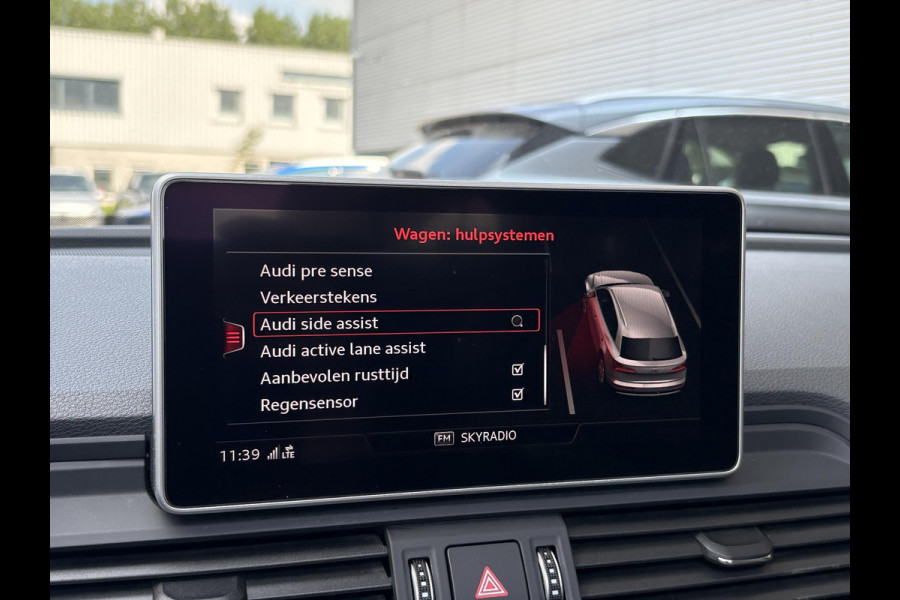 Audi Q5 55 TFSI e quattro S line 367pk  | VOL! | Panoramadak | Trekhaak wegklapbaar | Matrix LED | 360 graden camera | Geheugenstoel | Luchtvering | Head up Display | Stoelverwarming | Virtual cockpit | Adaptive cruise control | Massagestoel