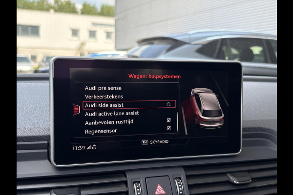 Audi Q5 55 TFSI e quattro S line 367pk  | VOL! | Panoramadak | Trekhaak wegklapbaar | Matrix LED | 360 graden camera | Geheugenstoel | Luchtvering | Head up Display | Stoelverwarming | Virtual cockpit | Adaptive cruise control | Massagestoel
