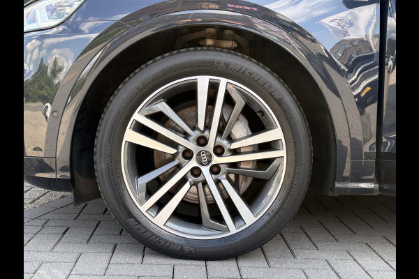 Audi Q5 55 TFSI e quattro S line 367pk  | VOL! | Panoramadak | Trekhaak wegklapbaar | Matrix LED | 360 graden camera | Geheugenstoel | Luchtvering | Head up Display | Stoelverwarming | Virtual cockpit | Adaptive cruise control | Massagestoel