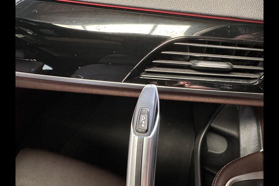 BMW 6 Serie Gran Turismo 640i xDrive M-Sportpack High Executive Aut. *PANO | LEATHER | BOWERS&WILKINS | BLINDSPOT | MEMORY-PACK | NIGHTVISION | TOPVIEW | DIGI-COCKPIT | HEATED-COMFORTSEATS | HEAD-UP | ADAPTIVE-CRUISE | KEYLESS | TOWBAR | SOFTCLOSE | 20''A
