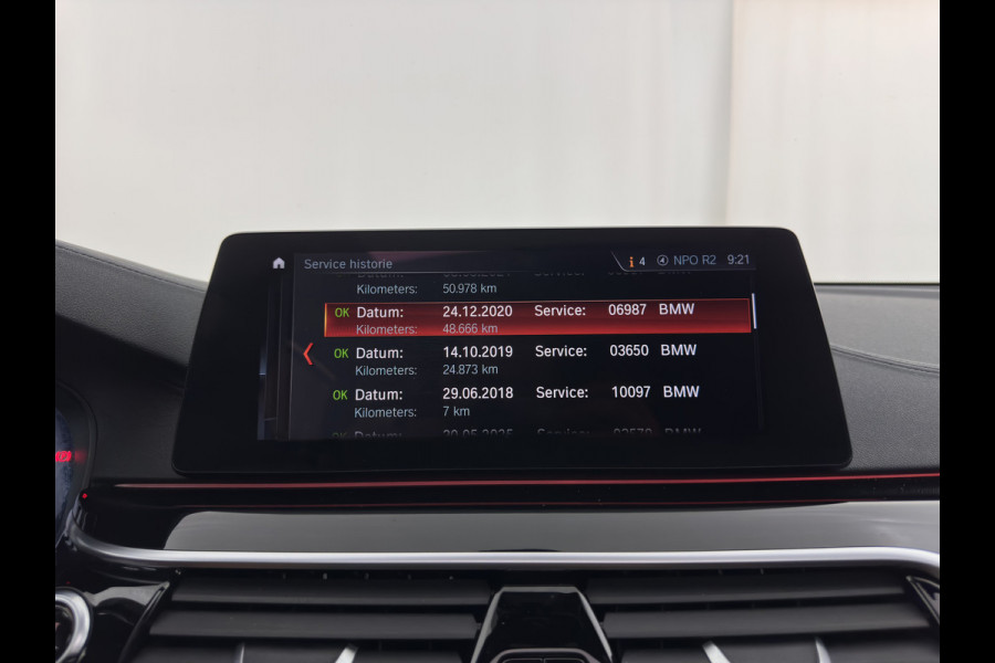 BMW 6 Serie Gran Turismo 640i xDrive M-Sportpack High Executive Aut. *PANO | LEATHER | BOWERS&WILKINS | BLINDSPOT | MEMORY-PACK | NIGHTVISION | TOPVIEW | DIGI-COCKPIT | HEATED-COMFORTSEATS | HEAD-UP | ADAPTIVE-CRUISE | KEYLESS | TOWBAR | SOFTCLOSE | 20''A