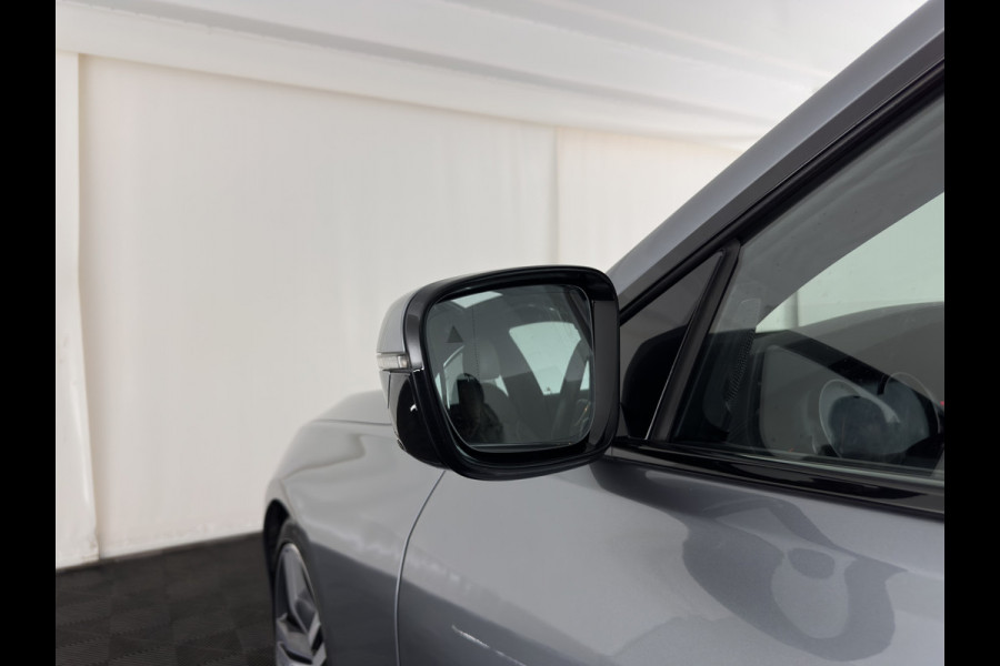 BMW 6 Serie Gran Turismo 640i xDrive M-Sportpack High Executive Aut. *PANO | LEATHER | BOWERS&WILKINS | BLINDSPOT | MEMORY-PACK | NIGHTVISION | TOPVIEW | DIGI-COCKPIT | HEATED-COMFORTSEATS | HEAD-UP | ADAPTIVE-CRUISE | KEYLESS | TOWBAR | SOFTCLOSE | 20''A