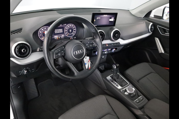 Audi Q2 35 TFSI Business Edition 150 pk S-tronic | Navigatie | Parkeersensoren | Achteruitrijcamera | Cruise control | LED koplampen | Stoelverwarming |