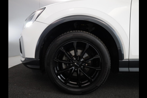 Audi Q2 35 TFSI Business Edition 150 pk S-tronic | Navigatie | Parkeersensoren | Achteruitrijcamera | Cruise control | LED koplampen | Stoelverwarming |