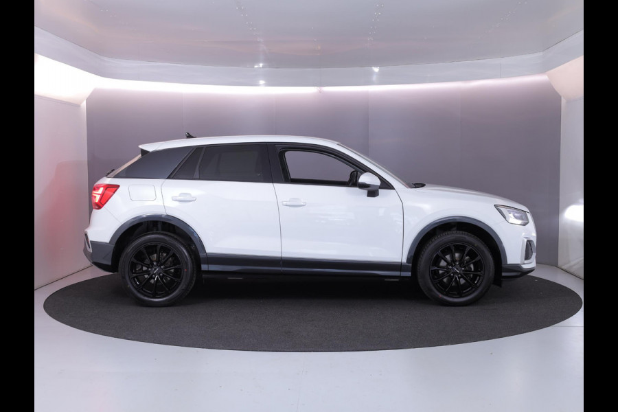 Audi Q2 35 TFSI Business Edition 150 pk S-tronic | Navigatie | Parkeersensoren | Achteruitrijcamera | Cruise control | LED koplampen | Stoelverwarming |