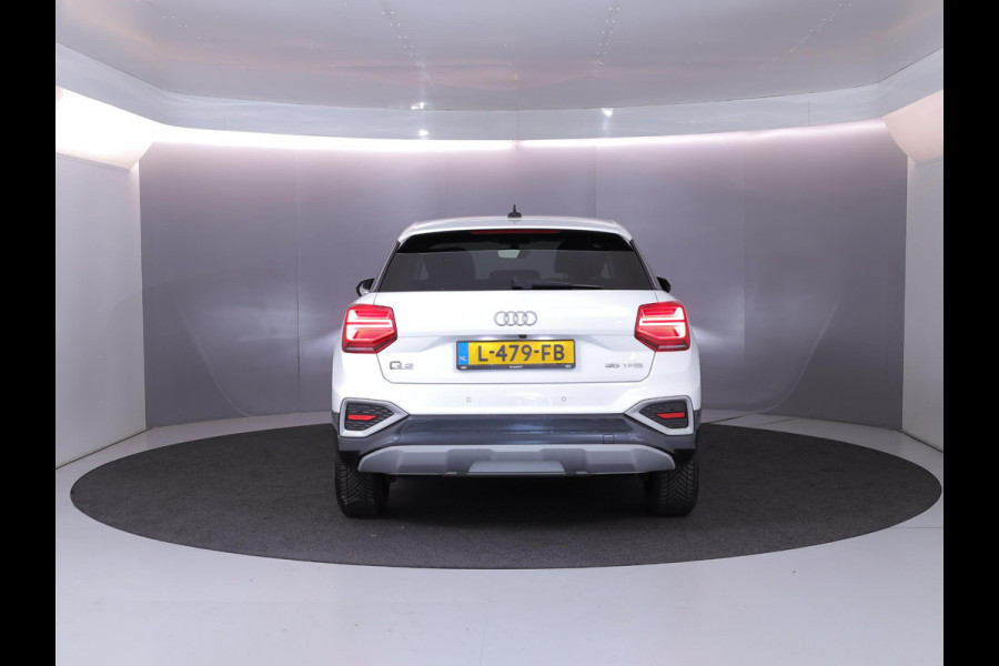 Audi Q2 35 TFSI Business Edition 150 pk S-tronic | Navigatie | Parkeersensoren | Achteruitrijcamera | Cruise control | LED koplampen | Stoelverwarming |