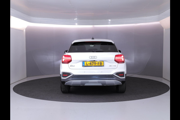 Audi Q2 35 TFSI Business Edition 150 pk S-tronic | Navigatie | Parkeersensoren | Achteruitrijcamera | Cruise control | LED koplampen | Stoelverwarming |