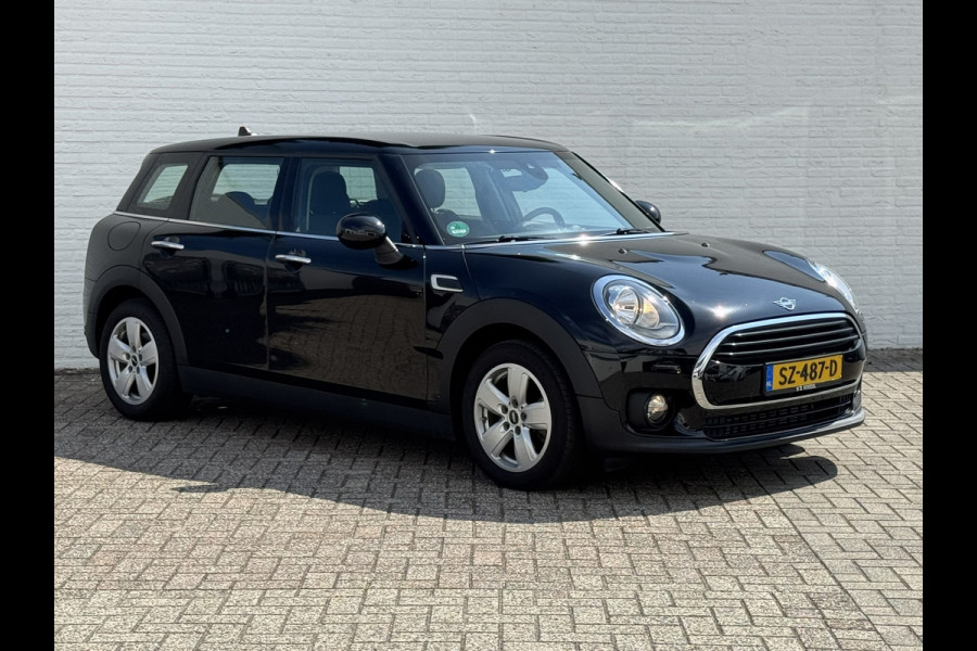 MINI Clubman 1.5 Cooper Sportstoelen half leder Navigatie Cruise Clima Trekhaak