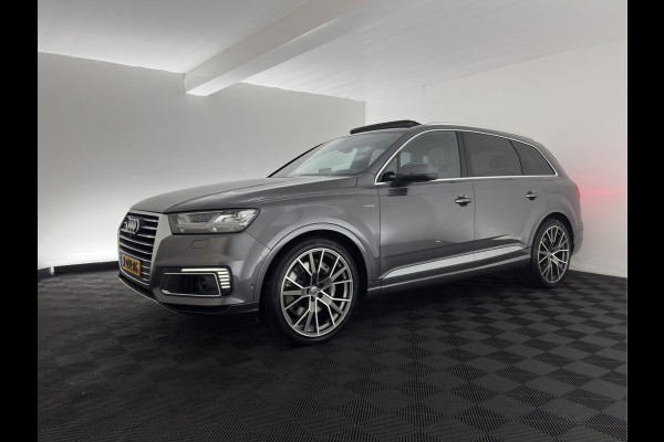 Audi Q7 3.0 TDI e-tron Quattro Sport (Plug-in) *PANO | LEATHER | FULL-LED | MEMORY-PACK | BOSE-AUDIO | CAMERA | DIGI-COCKPIT | HEATED-COMFORTSEATS | NAVI-FULLMAP | AIRSUSPENSION | PRIVACY-GLASS | SHIFTPADDLES | HEAD-UP | TOWBAR | 22''ALU*