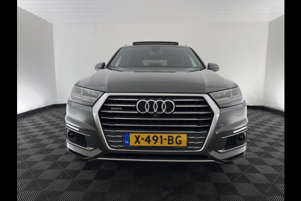 Audi Q7 3.0 TDI e-tron Quattro Sport (Plug-in) *PANO | LEATHER | FULL-LED | MEMORY-PACK | BOSE-AUDIO | CAMERA | DIGI-COCKPIT | HEATED-COMFORTSEATS | NAVI-FULLMAP | AIRSUSPENSION | PRIVACY-GLASS | SHIFTPADDLES | HEAD-UP | TOWBAR | 22''ALU*