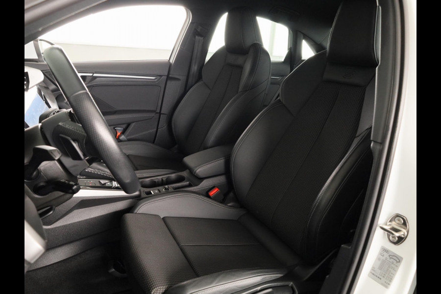 Audi A3 Limousine 30 TFSI S edition 110 pk S-tronic | Verlengde garantie | Navigatie | Parkeersensoren achter | S-Line |