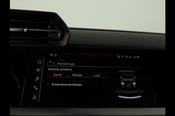 Audi A3 Limousine 30 TFSI S edition 110 pk S-tronic | Verlengde garantie | Navigatie | Parkeersensoren achter | S-Line |