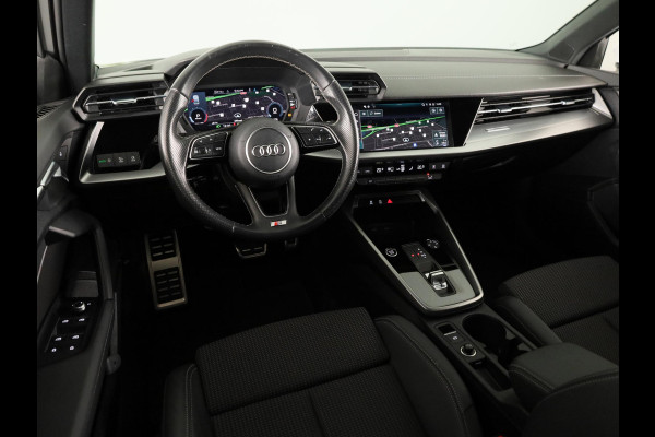 Audi A3 Limousine 30 TFSI S edition 110 pk S-tronic | Verlengde garantie | Navigatie | Parkeersensoren achter | S-Line |